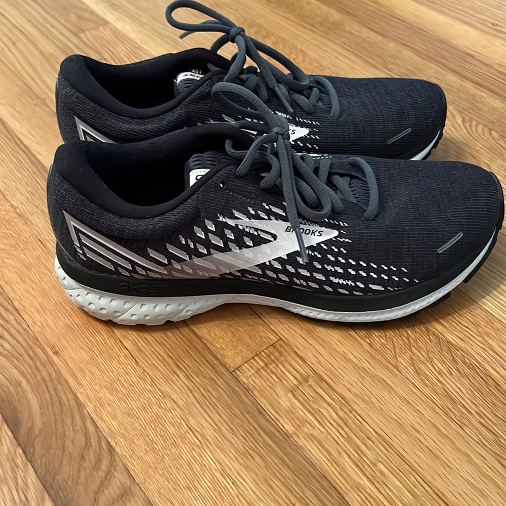 Brooks Ghost Running shoes